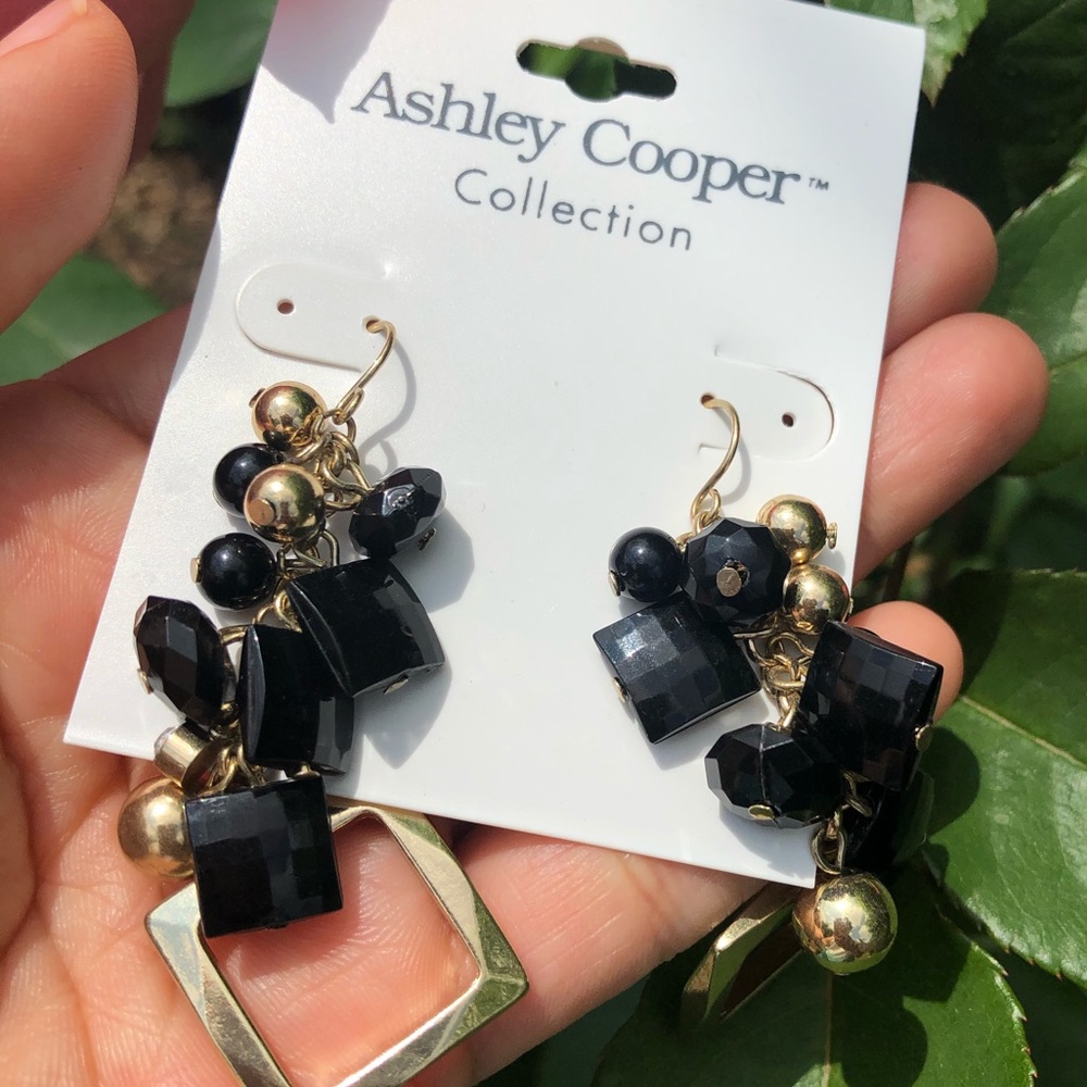 🔲Gemstone earrings 🔲